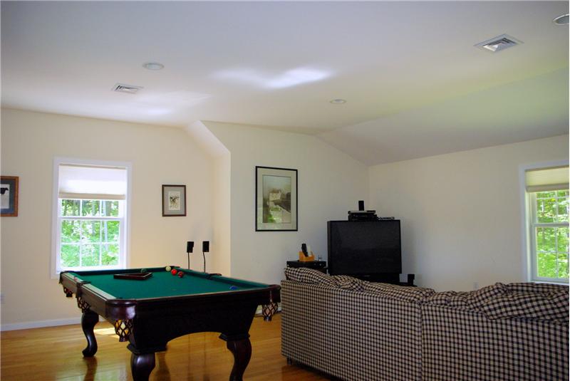 Upstairs Bonus Room