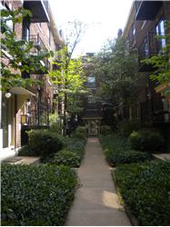 Charming Landscaped Courtyard