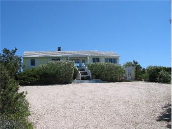  236 Dune Rd, Quogue, NY