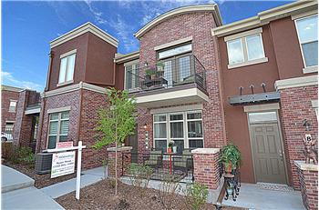  8904 E Nichols Pl, Centennial, CO