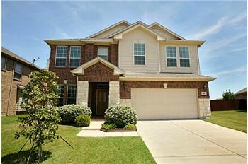  601 Lake City Drive, Lewisville, TX