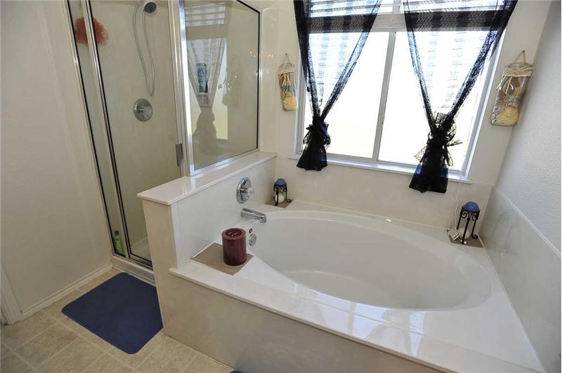 Master Bath with Garden Tub