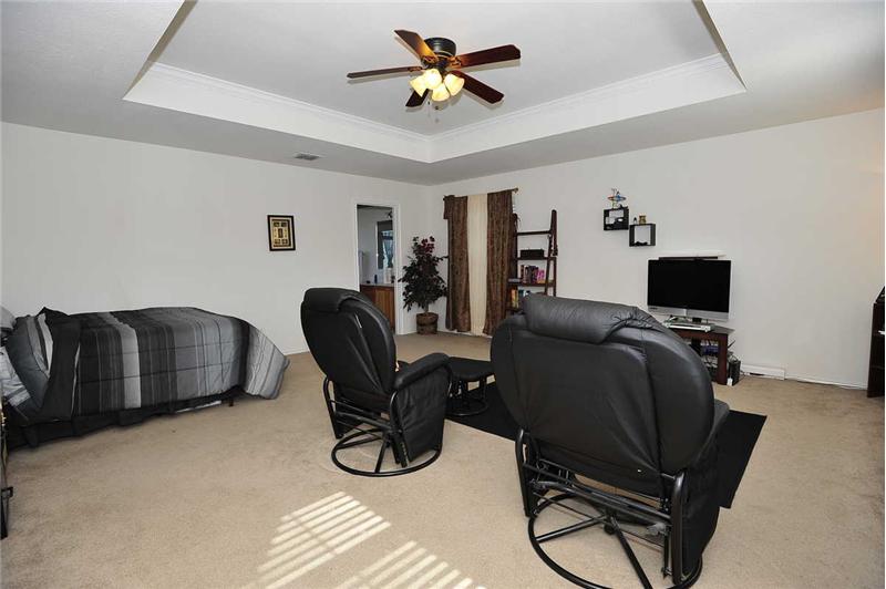 Master with Sitting Area