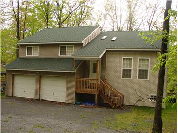  14 west lakeshore drive, lakeville, PA