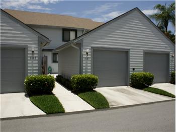 6165  SE Georgetown Place, Hobe Sound, FL