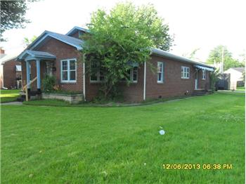  320 Carter Blvd, Seymour, IN