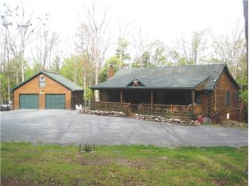  127 Waterview Dr Tink Wig, Hawley, PA