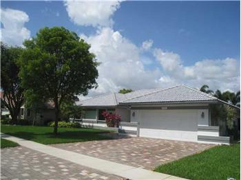  1741 W OAK KNOLL CIR, Davie, FL