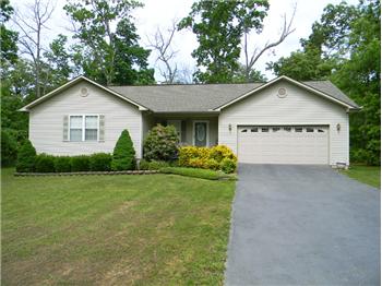  2004 Tres Circle, CROSSVILLE, TN